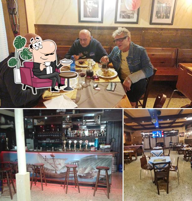 Dai un'occhiata agli interni di La pinta pizzeria pub