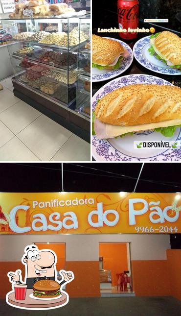 Consiga um hambúrguer no Panificadora Casa do Pão