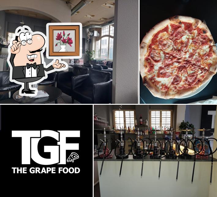 Dai un'occhiata agli interni di The Grape Lounge