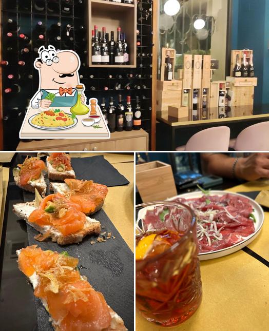 Tra le varie cose da Vineria 124 si possono trovare la cibo e interni