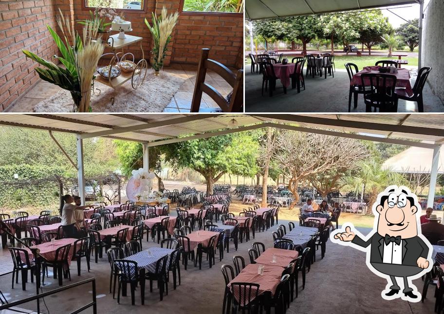 Veja imagens do interior do Casarão 050 Restaurante