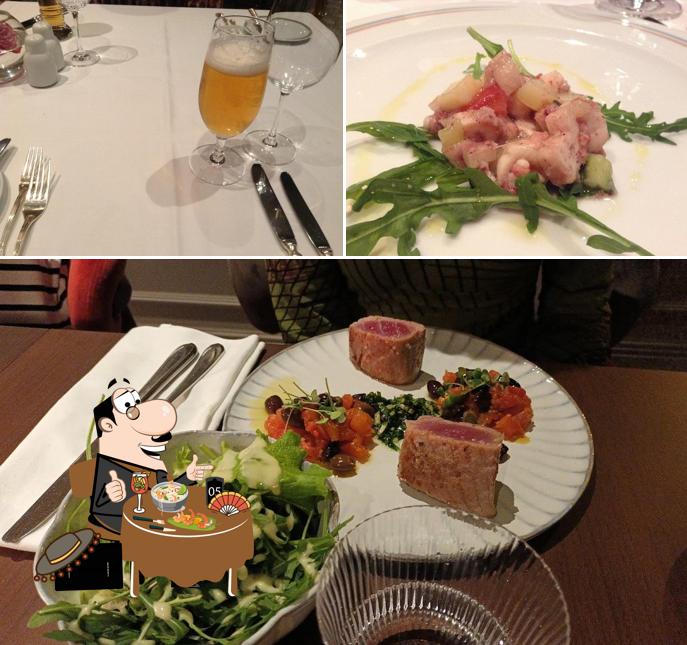 La cibo e alcol del ristorante