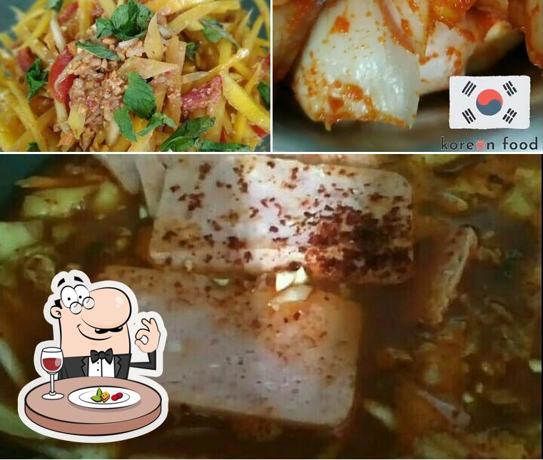 Food at Cafe 357