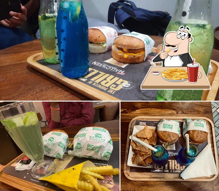 French fries at Biggies Burger : FC Road