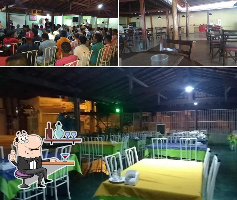 O interior do Restaurante Disk Tudo / Entrega