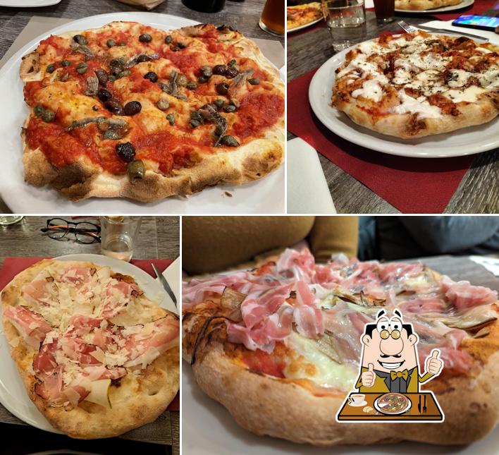 Scegli tra le svariate varianti di pizza