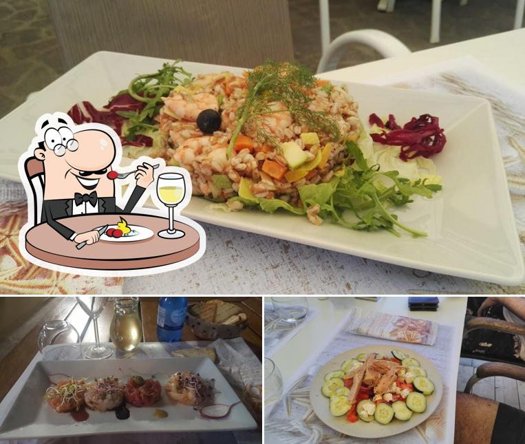 Cibo al Pino Beach .285 - Spiaggia con ristorante