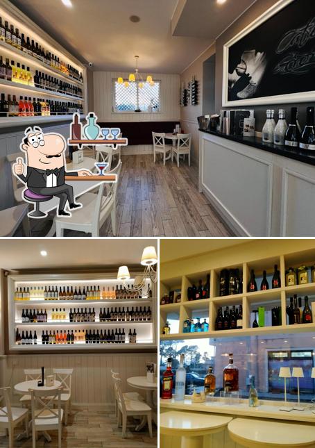 Dai un'occhiata agli interni di Cafè Gioia