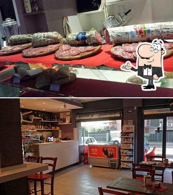 Siediti a un tavolo di Bar Sweet Caffè