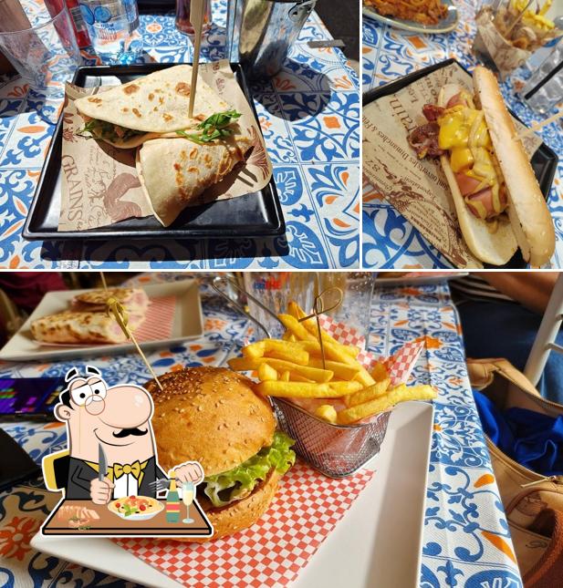 Panino con maiale stirato al IN or OUT Food & Bar - Pizzeria - Piadineria - Hamburgeria - Ristorante