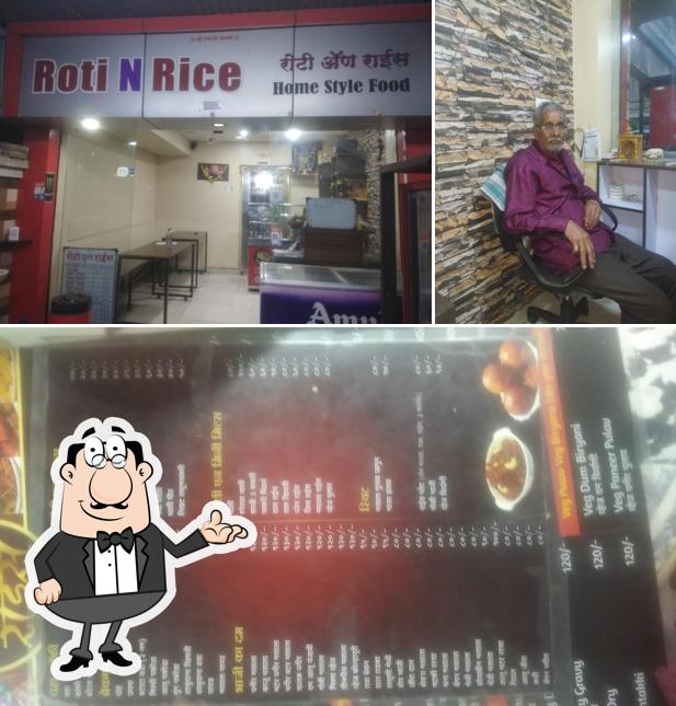 Check out how ROTI N RICE looks inside
