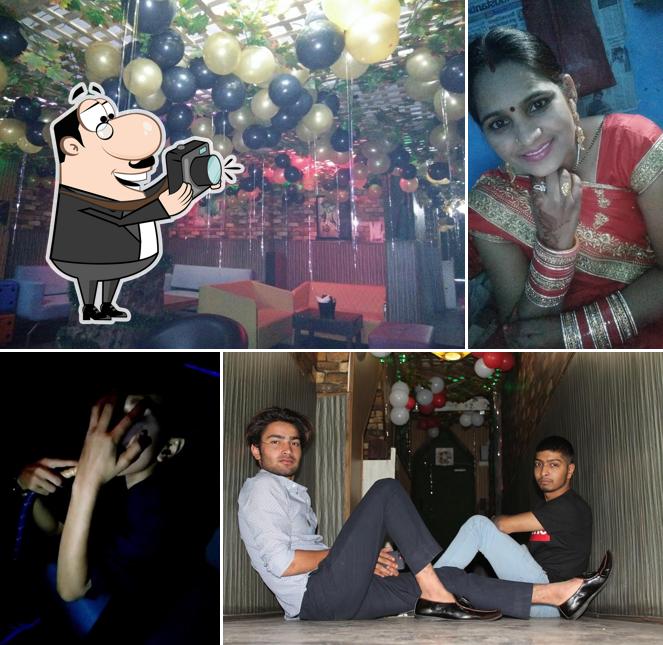 Here's a pic of The Hide Out Cafe & Lounge