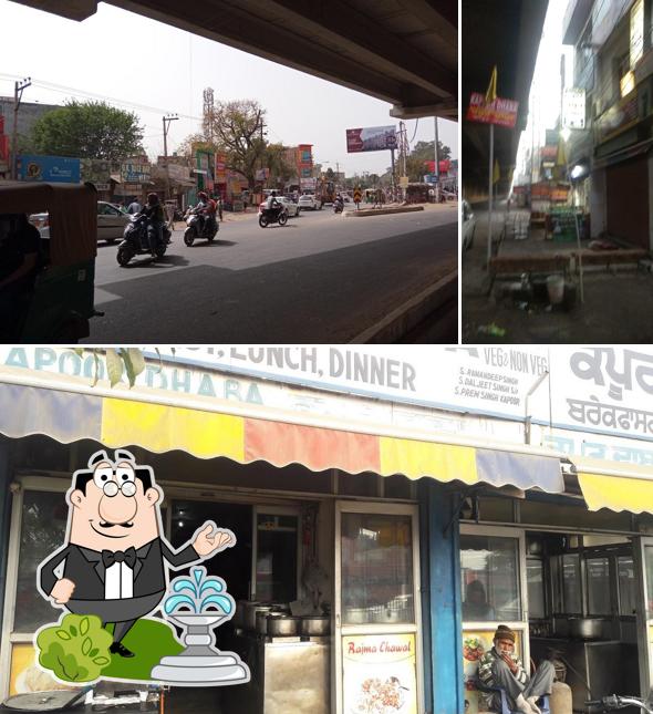 The exterior of Kapoor Dhaba