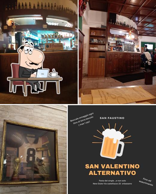 Dai un'occhiata agli interni di New Duke Grill Pub