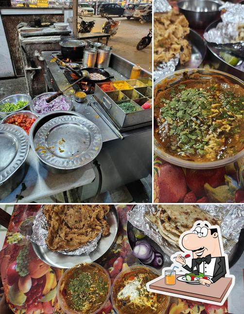 Food at Bansi da dhaba