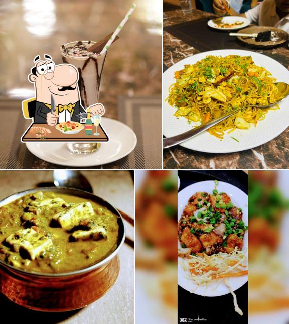 Pad thai at Lucknow Darbar