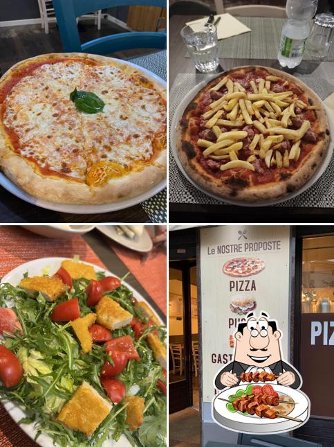 Platti al Vecchia Pizzeria La Puccia