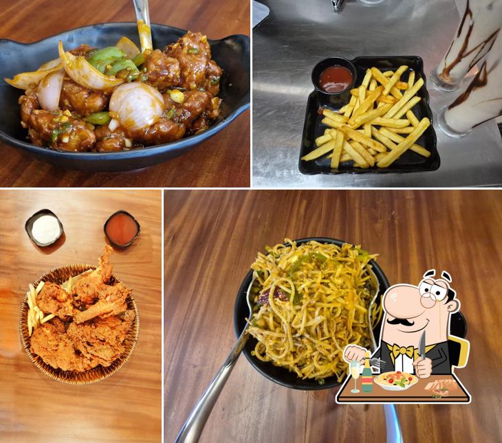 Pad thai at Bario Cafe Momos Restaurant