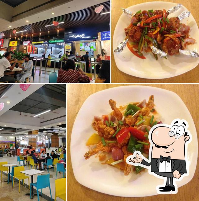 The interior of NOODLES & LIVE PASTA