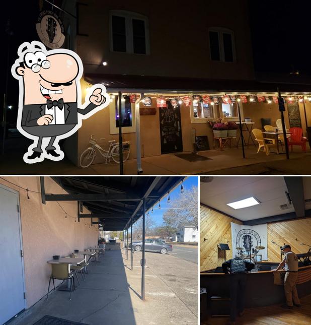 The Front Porch Bar And Grill, Kellogg - Restaurant menu, prices and ...
