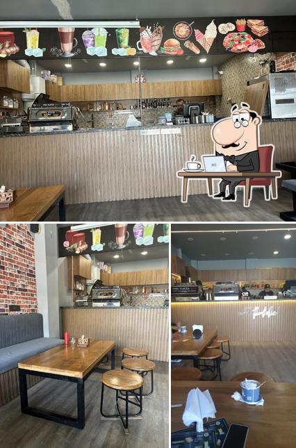 Check out how Chai Sutta Bar looks inside