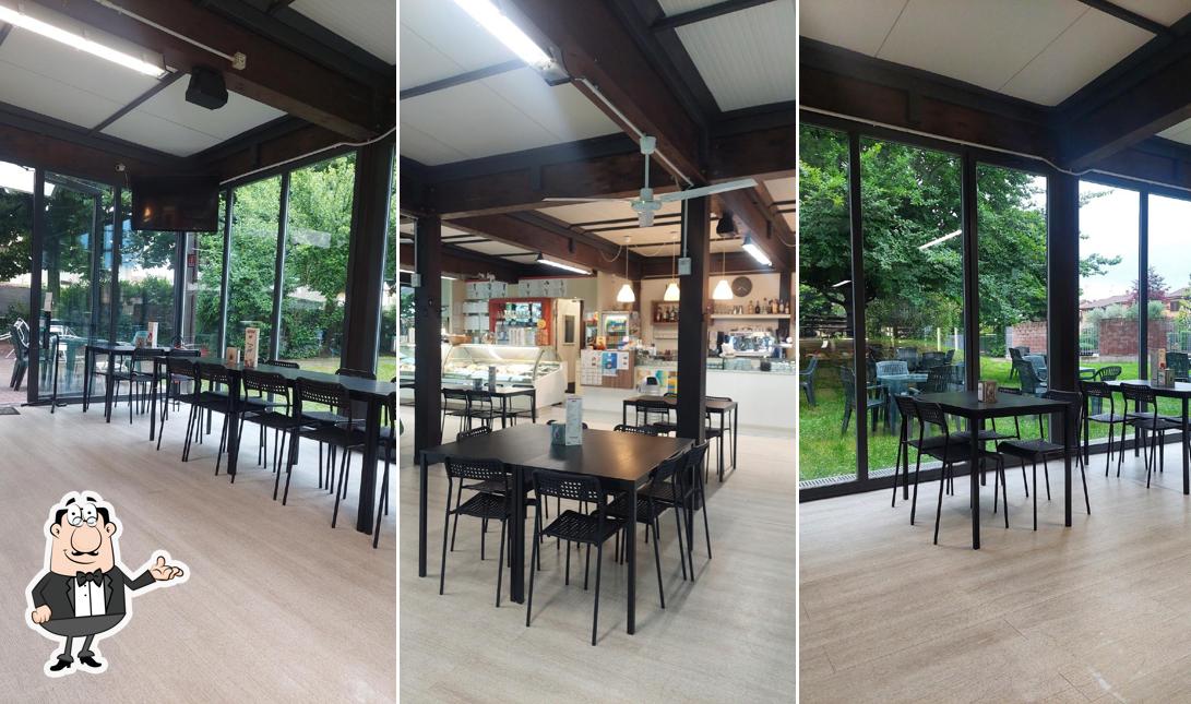 Siediti a un tavolo di Mamma Mia