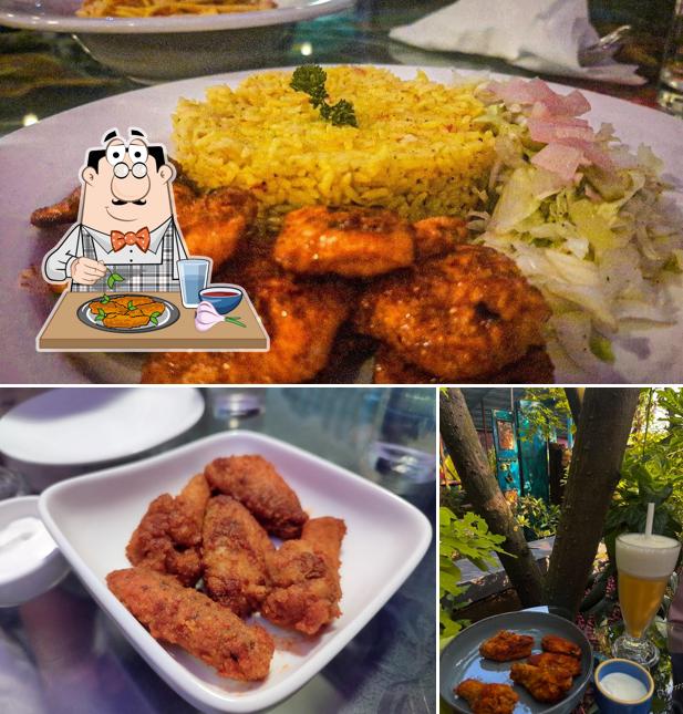 Chicken wings at hidDen