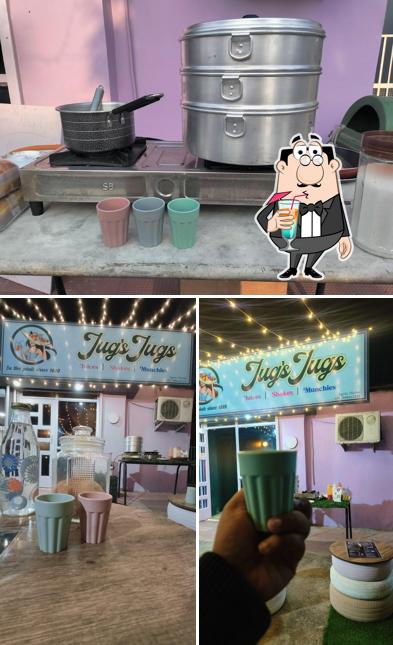 The picture of Jug's Jugs’s drink and food