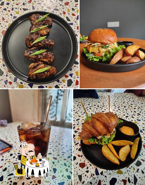 Meals at The Krunch Story "Chapter 3 - Bistro"