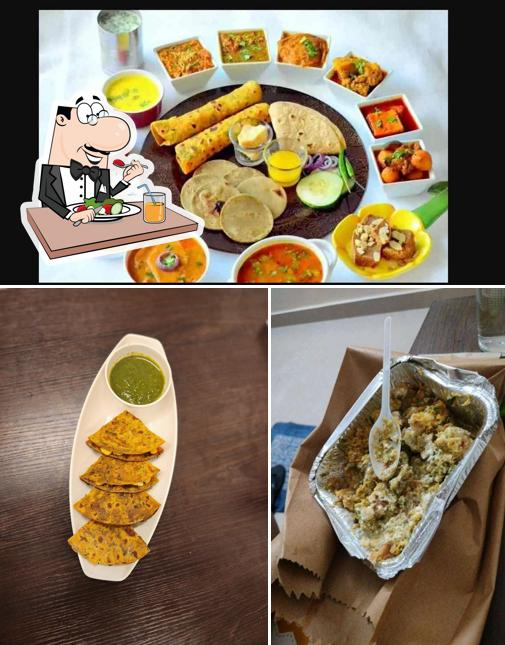 Meals at Rangilo Gujarat