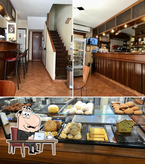 Gli interni di Happy Hour