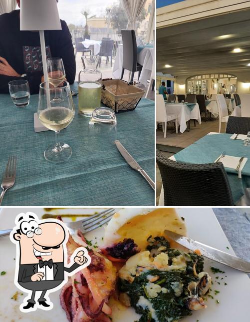 Tra le diverse cose da O'Solit Posto si possono trovare la interni e cibo