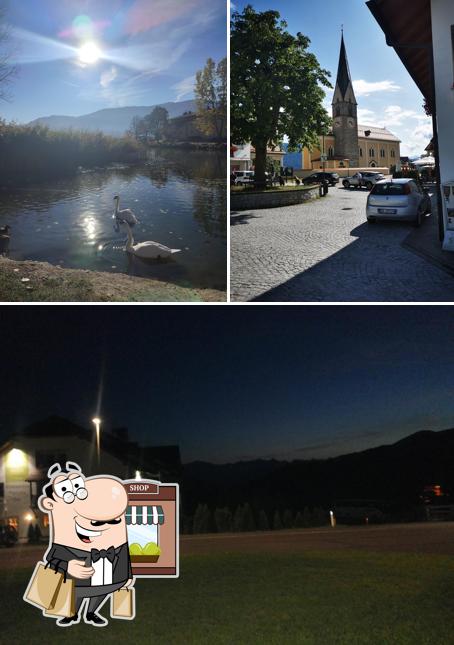 Goditi la vista dagli esterni di Bar Alping