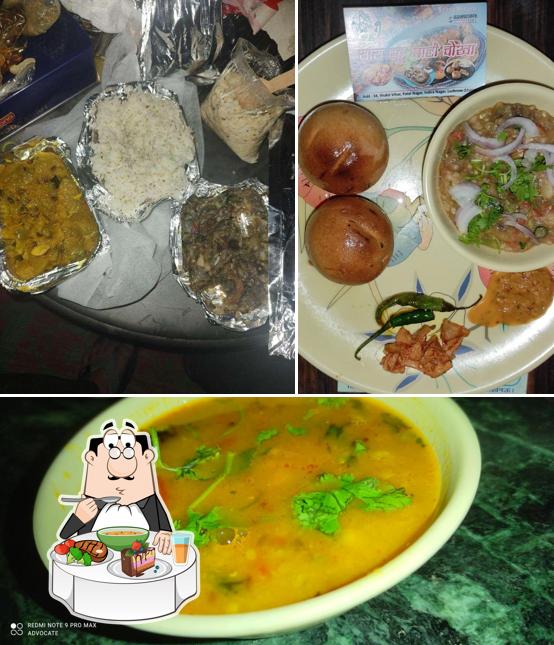 Hot and sour soup at Sas Bahu baati chokha