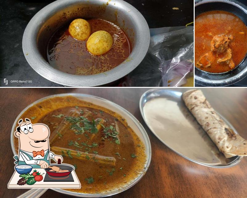 Chicken curry at Zalak Restaurant Pure Non-Veg
