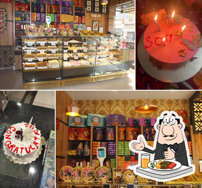 Food at Vik bakers : : Best cake Bakery / Top Bakery / Bakery in Kotkapura Best Eggless Bakery in Kotkapura