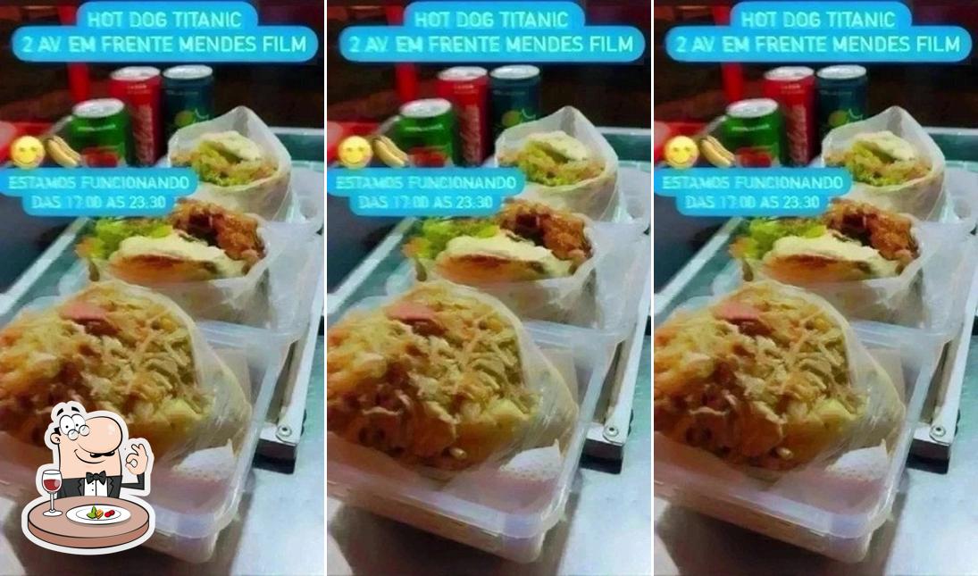 Platos en Iceberg Hot Dog