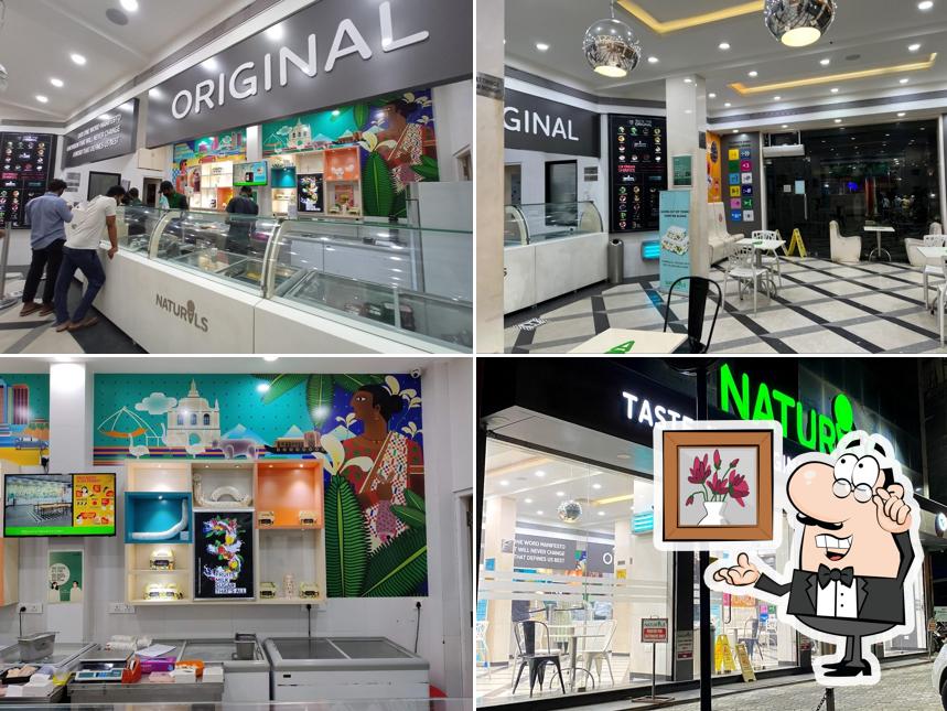 The interior of Naturals Ice Cream