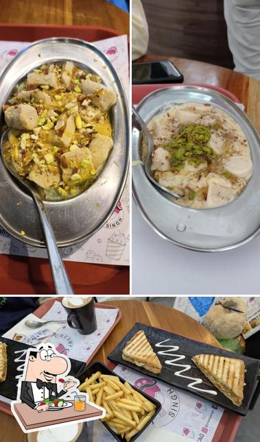 Kulfi at Creamy Singh