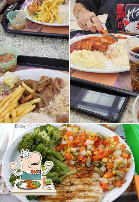 Comida em Giraffas Shopping Litoral Plaza