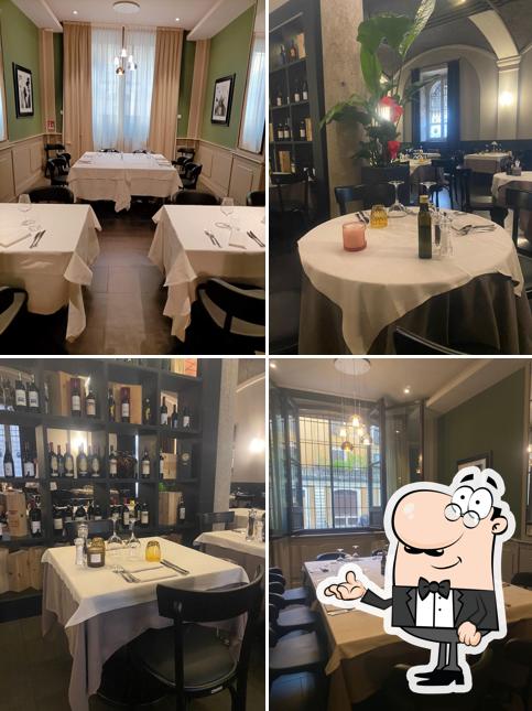 Siediti a un tavolo di ACQUA E SALE OSTERIA