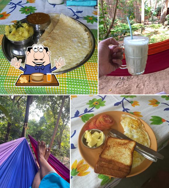 Food at Jungle Cafe Resort - Restaurant & Bungalows