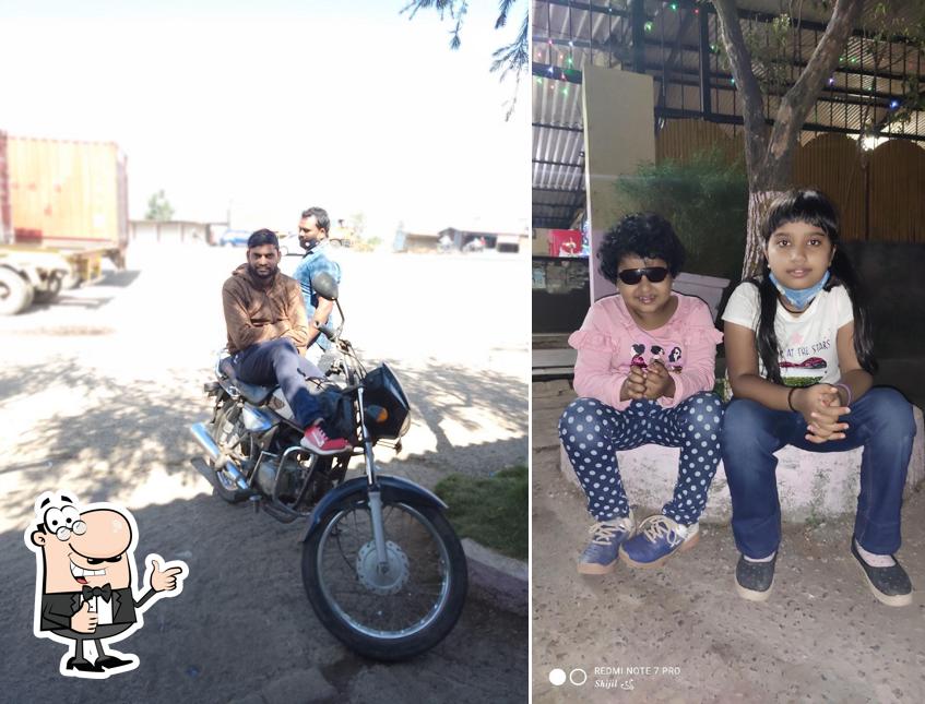See this pic of Sonu Dhaba