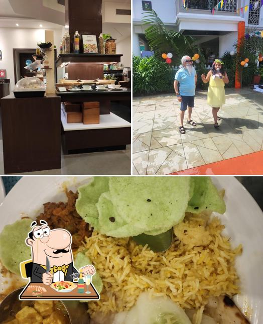 The image of The Palms’s food and interior