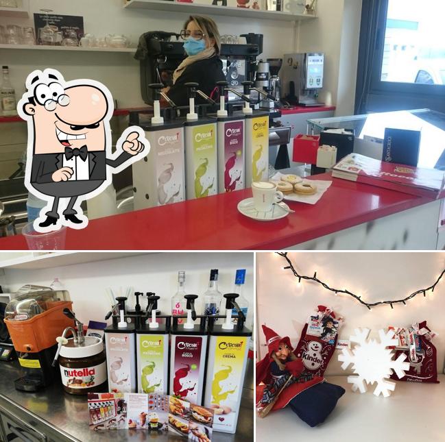 Siediti a un tavolo di Bar caffetteria Squillace Alessandra