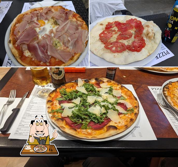 Scegli una pizza a La Stua