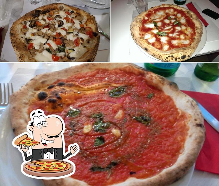 A Impasto Napoletano, puoi goderti una bella pizza