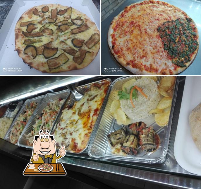 Ordina una pizza a La piazzetta