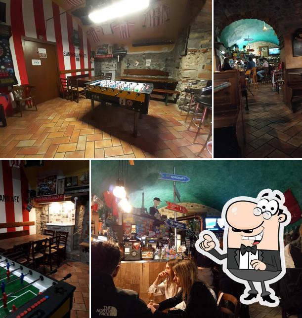 Dai un'occhiata agli interni di No Stress Pub
