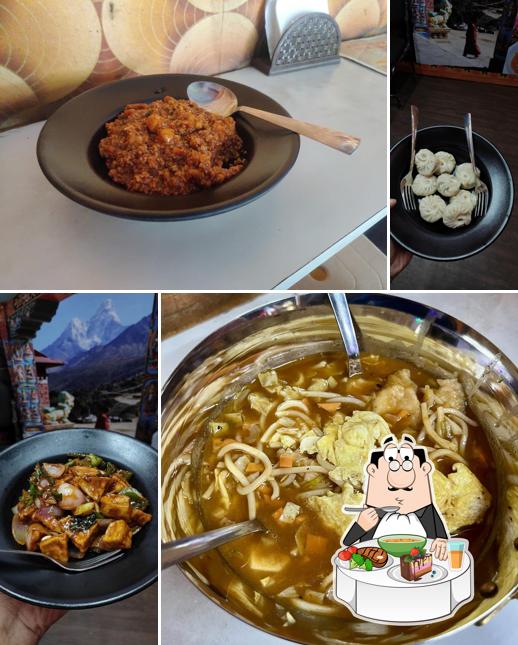 Hot and sour soup at Kathmandu Jhol Momo